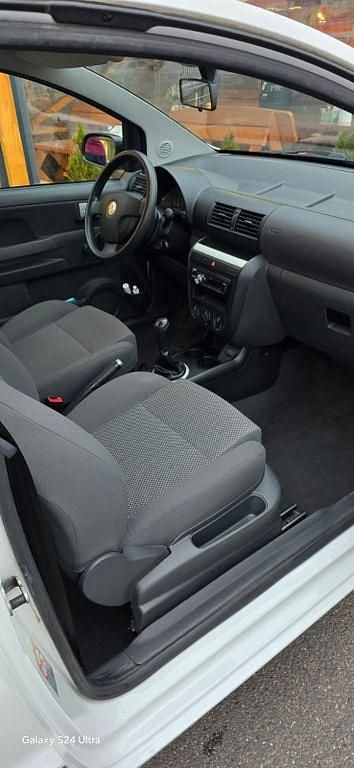 Gebraucht VW Fox 54 PS (39 kW) 2009 Weiß Kleinwagen