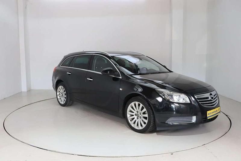 Gebraucht Opel Insignia Innovation 160 PS (117 kW) 2010 Graphitschwarz Kombi