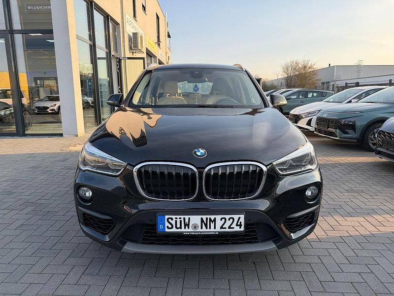 Gebraucht BMW X1 Advantage 190 PS (139 kW) 2016 Schwarz SUV