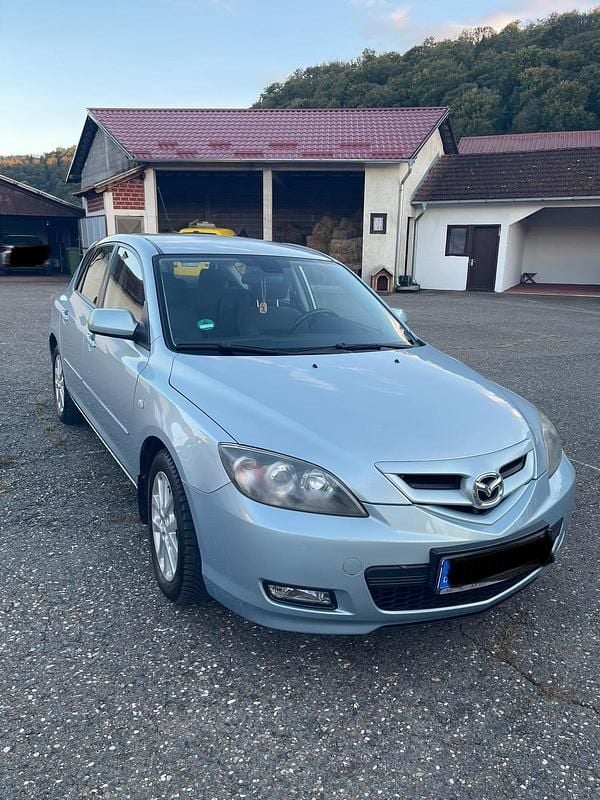 Blau Gebraucht 2011 Mazda 3 Limousine | 5.990 € (Fairer Preis) - Bild 1/4