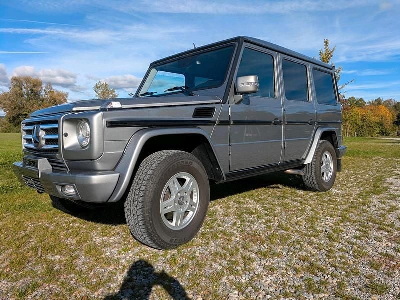 Grau Gebraucht 2012 Mercedes G350 SUV | 52.000 € (Superpreis) - Bild 1/4