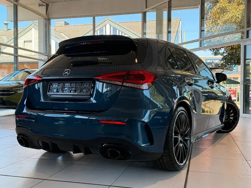Gebraucht Mercedes A35 AMG AMG 306 PS (225 kW) 2020 Blau Limousine