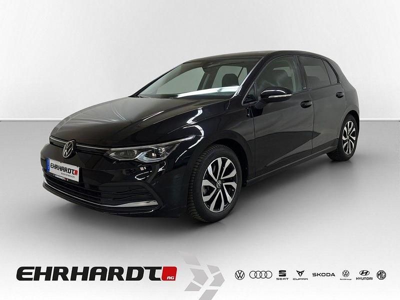 Schwarz Gebraucht 2022 VW Golf VIII Life Limousine | 26.690 € (Teuer) - Bild 1/3