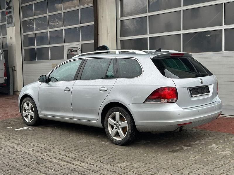 Gebraucht VW Golf VI Style 105 PS (77 kW) 2012 Silber Kleinwagen