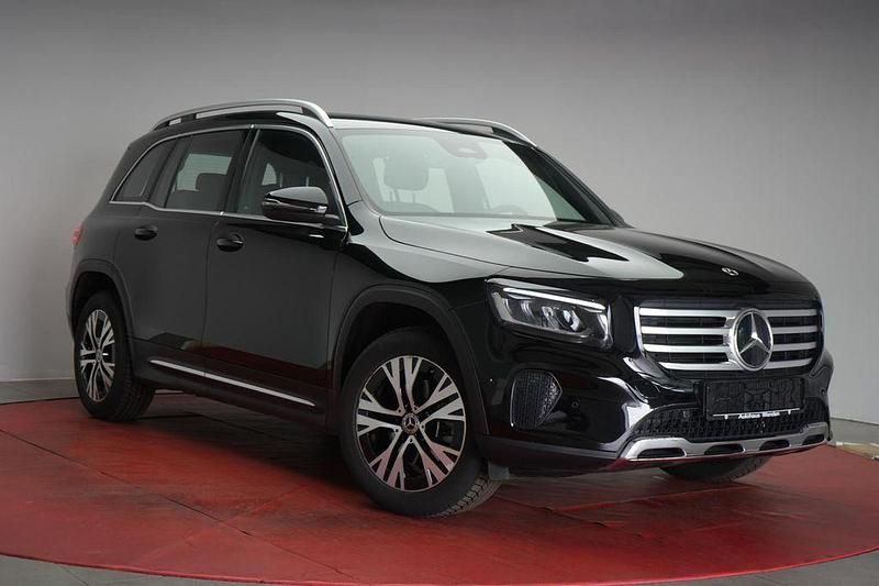 Schwarz Gebraucht 2024 Mercedes GLB200 Advanced SUV | 36.990 € (Guter Preis) - Bild 1/4