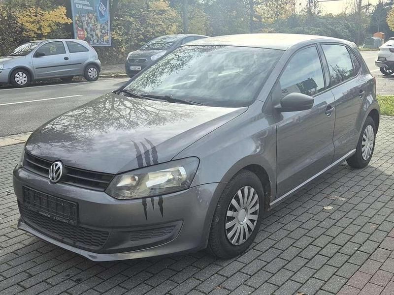 Pepper grey metallic Gebraucht 2010 VW Polo Trendline Kleinwagen | 3.490 € (Fairer Preis) - Bild 1/4