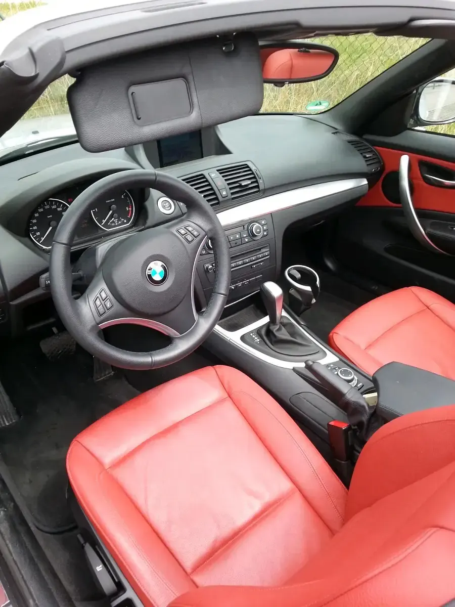 Gebraucht BMW 118 Cabriolet 143 PS (105 kW) 2012 Silber Cabrio