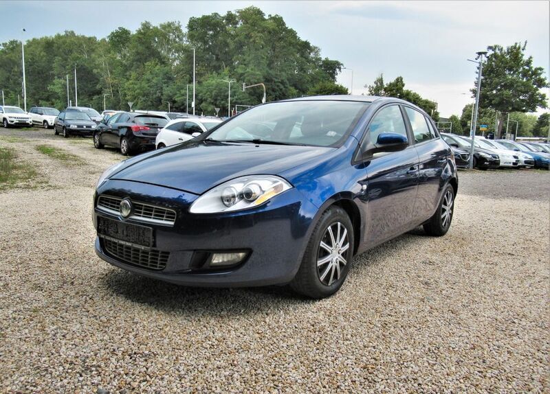 Blu notturno Gebraucht 2011 Fiat Bravo Dynamic Kleinwagen | 1.280 € (Guter Preis) - Bild 1/4