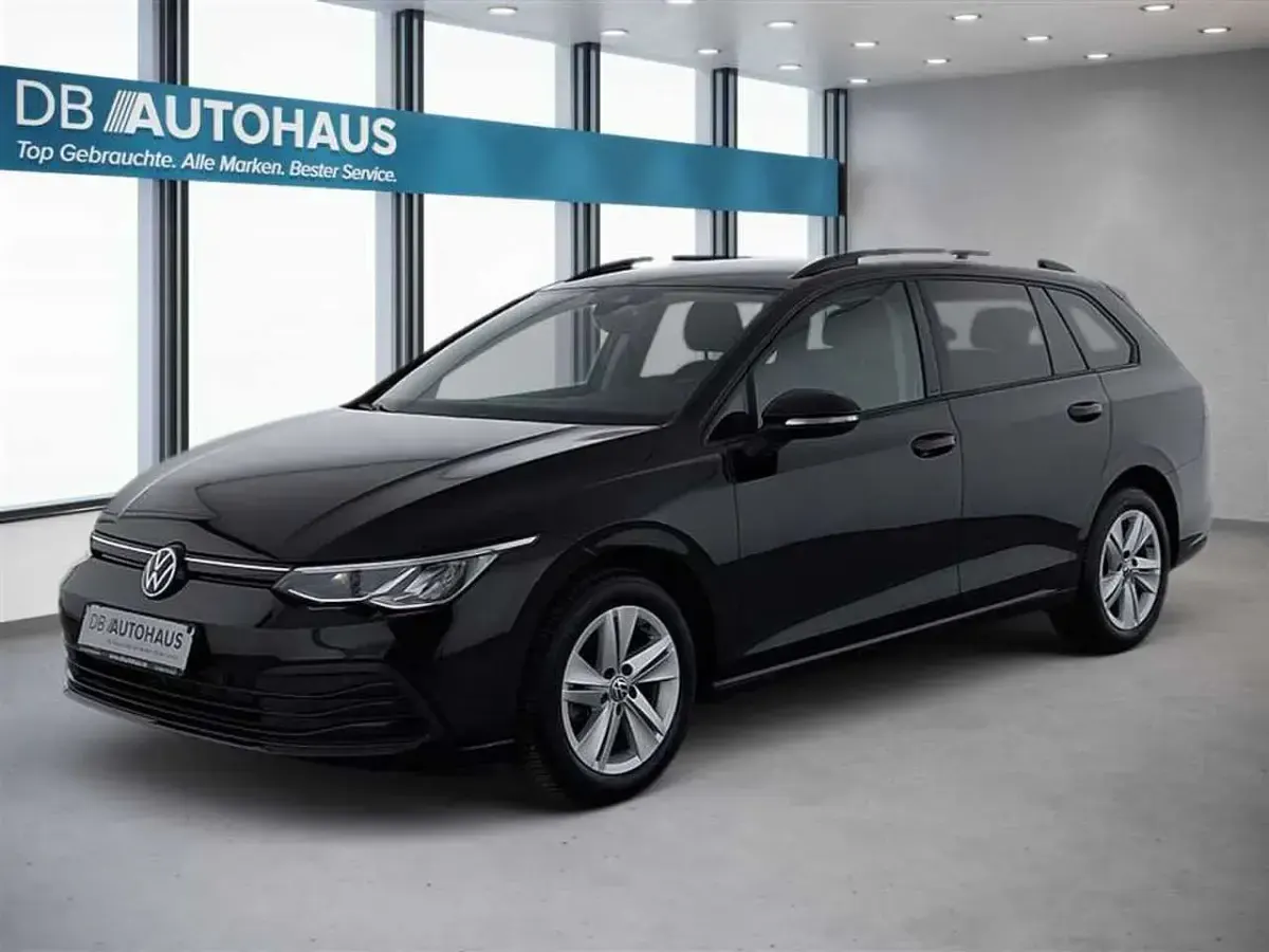 Gebraucht VW Golf VIII Life 110 PS (80 kW) 2024 Kombi