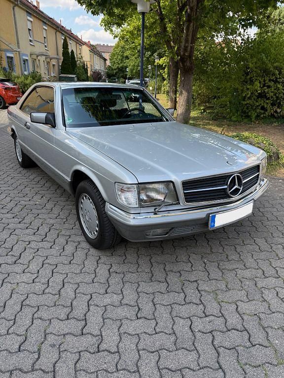 Silber Gebraucht 1984 Mercedes 500 Coupé | 22.900 € - Bild 1/4