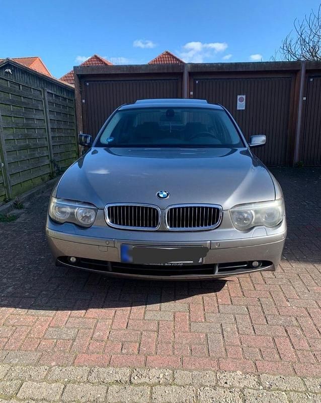 Gebraucht BMW 735 272 PS (200 kW) 2004 Grau Limousine