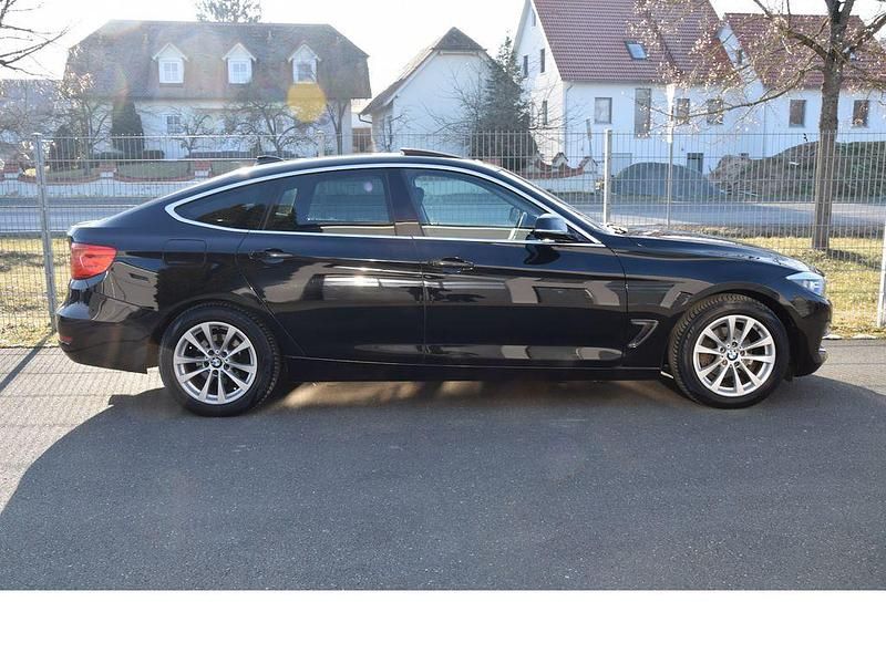 Gebraucht BMW 320 Gran Turismo Comfort Edition 184 PS (135 kW) 2013 Schwarz Limousine