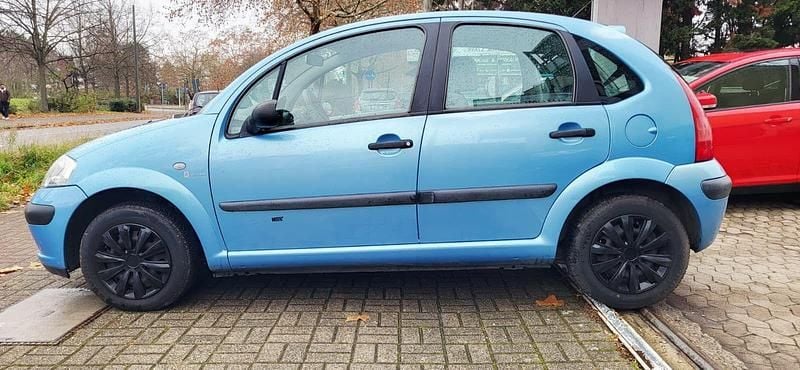 Gebraucht Citroën C3 73 PS (53 kW) 2002 Blau Kleinwagen