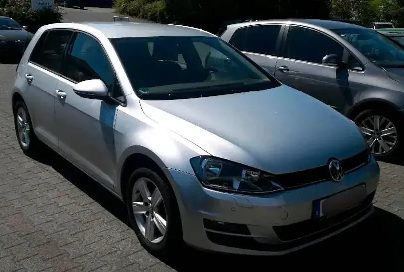 Gebraucht VW Golf VII Trendline 105 PS (77 kW) 2013 Silber Kombi