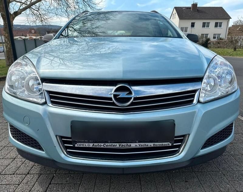 Blau Gebraucht 2009 Opel Astra Kombi | 1.650 € (Guter Preis) - Bild 1/4