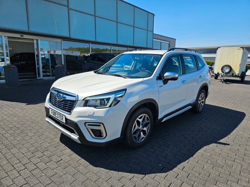 Weiß Gebraucht 2020 Subaru Forester Trend SUV | 25.500 € (Guter Preis) - Bild 1/4