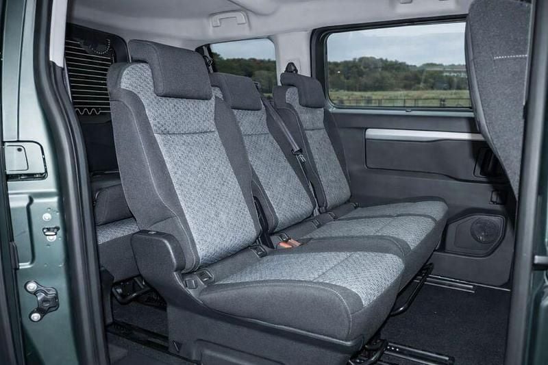 Gebraucht Citroën Spacetourer 177 PS (130 kW) 2025 Grün Van / Kleinbus