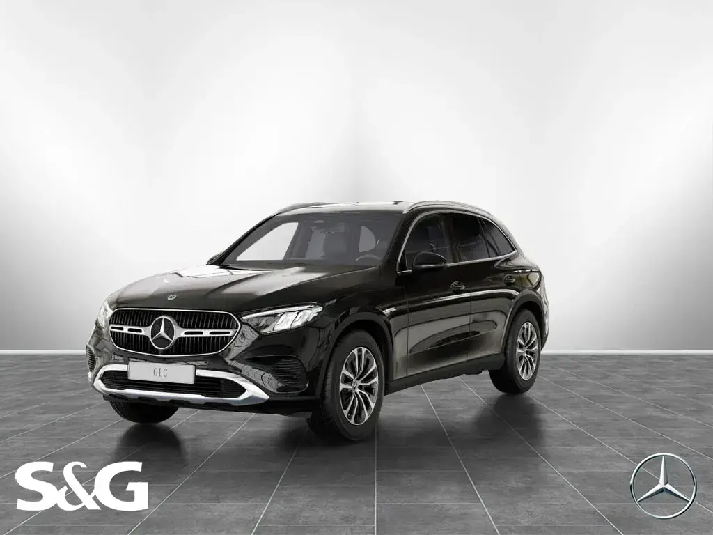 Gebraucht Mercedes GLC220 Avantgarde 197 PS (144 kW) 2023 SUV