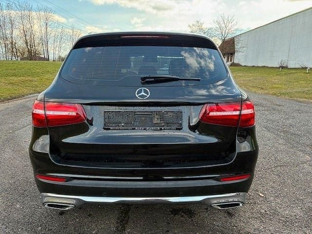 Gebraucht Mercedes GLC250 204 PS (150 kW) 2018 Schwarz SUV