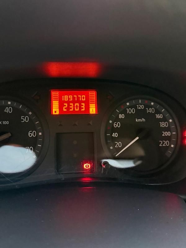 Gebraucht Renault Clio II 58 PS (42 kW) 2006 Blau Kleinwagen