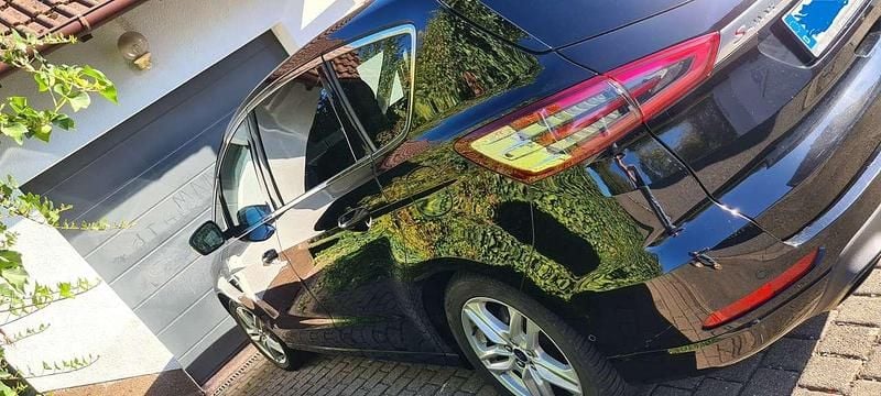 Gebraucht 2018 Ford S-MAX Titanium Van / Kleinbus | 17.999 € (Guter Preis) - Bild 1/4