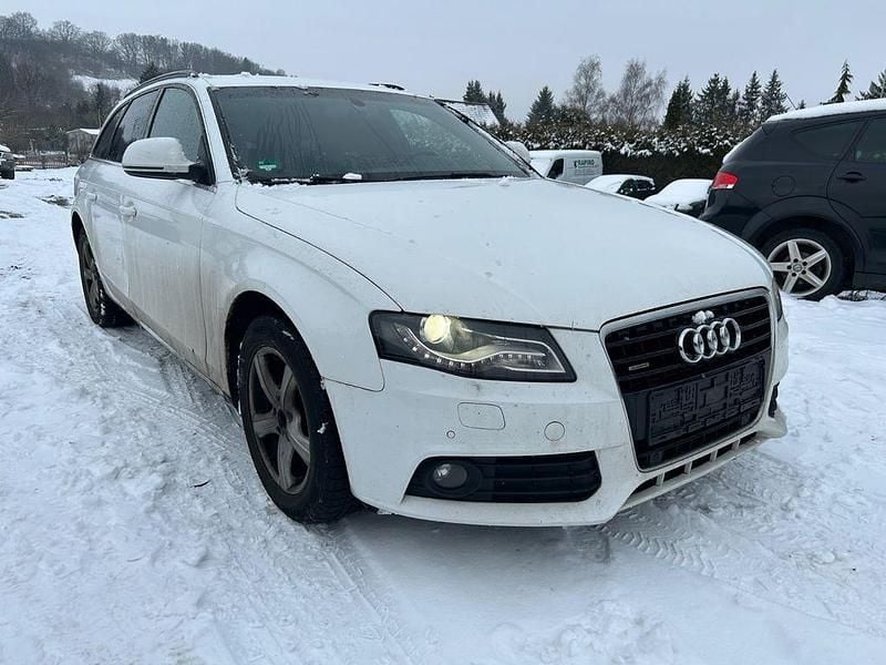 Weiß Gebraucht 2008 Audi A4 Ambiente Kombi | 3.750 € (Etwas zu teuer) - Bild 1/4