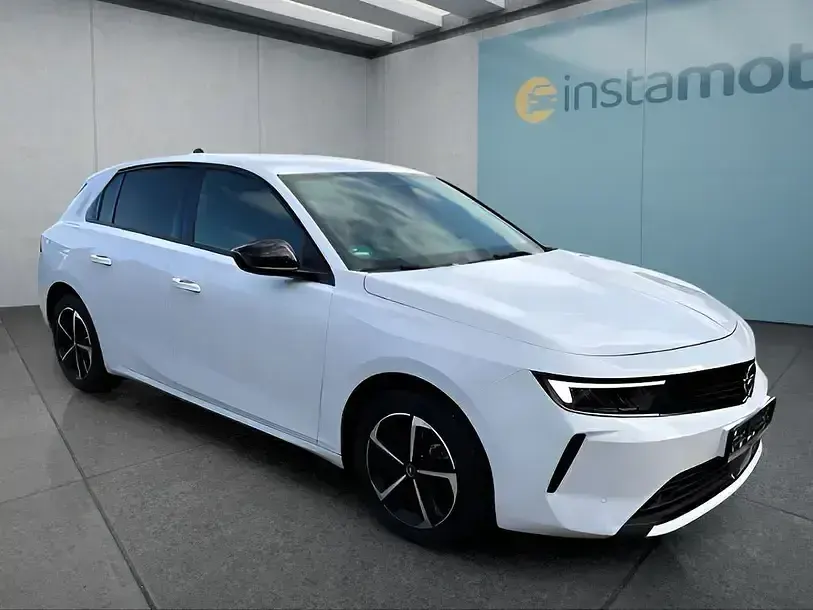 Gebraucht Opel Astra 110 PS (80 kW) 2024 Weiß Kleinwagen
