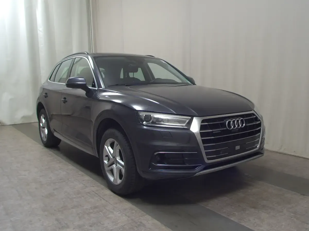Gebraucht Audi Q5 Design 204 PS (150 kW) 2020 Manhattangrau metallic SUV