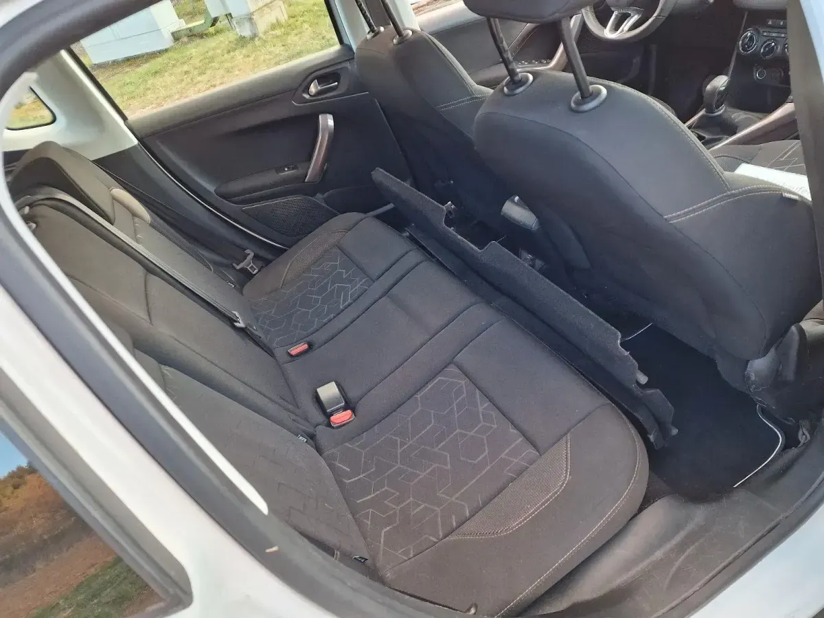 Gebraucht Peugeot 2008 Allure 82 PS (60 kW) 2013 Weiß SUV