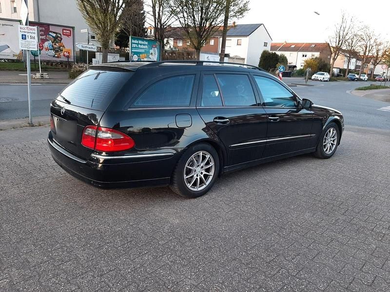 Gebraucht Mercedes E280 Avantgarde 231 PS (169 kW) 2006 Schwarz Kombi