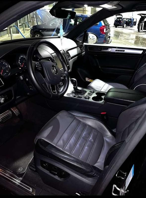 Gebraucht VW Touareg Exclusive 262 PS (192 kW) 2017 SUV