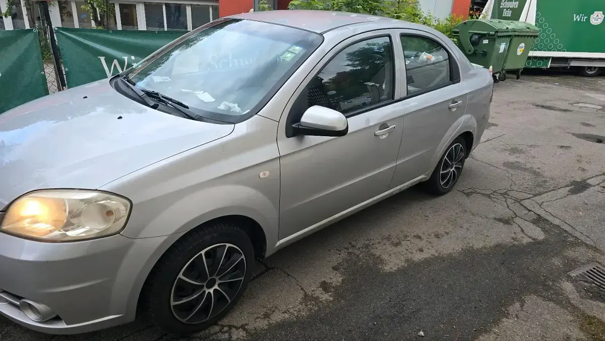 Gebraucht Chevrolet Aveo LT 94 PS (69 kW) 2006 Silber Limousine