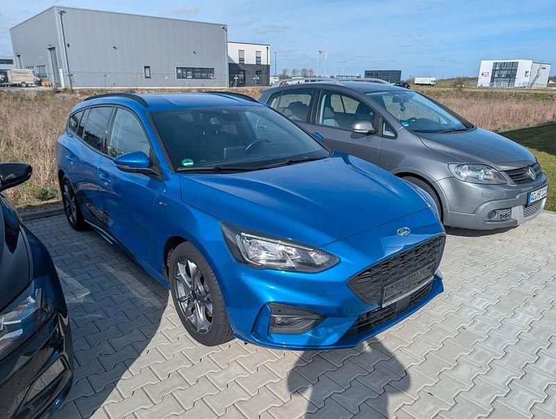 Gebraucht Ford Focus ST-Line 150 PS (110 kW) 2021 Blau Limousine