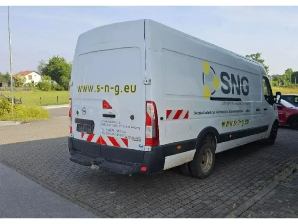 Gebraucht Opel Movano 163 PS (119 kW) 2020 Mineral/polar weiss Van