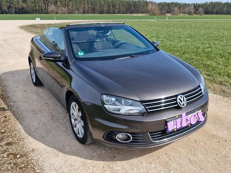 Usata VW Eos 122 CV (89 kW) 2012 Marrone Cabrio