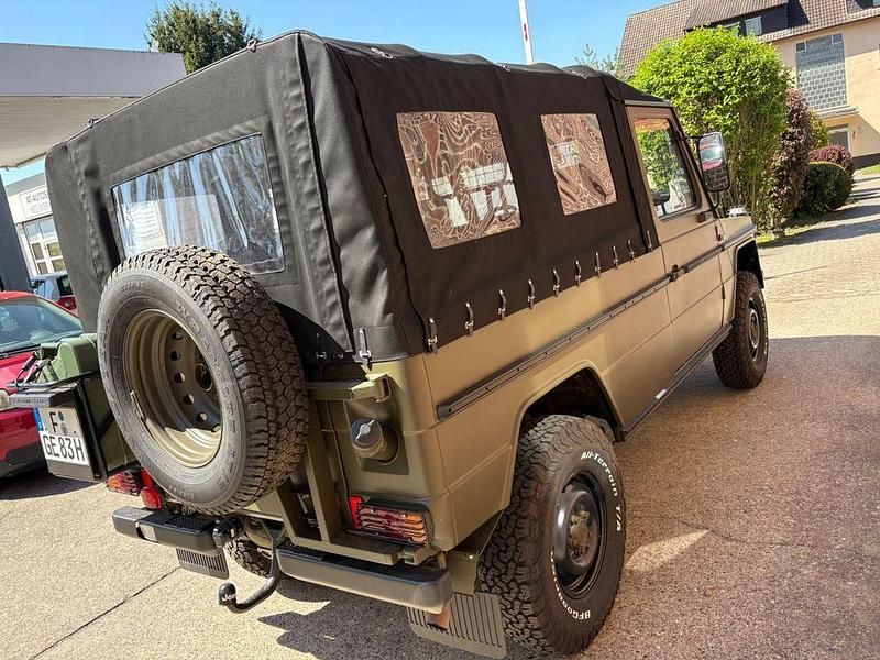 Gebraucht Mercedes G230 116 PS (85 kW) 1993 Grün SUV