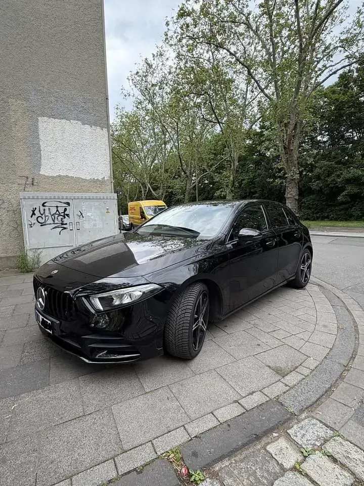Gebraucht Mercedes A220 190 PS (139 kW) 2019 Schwarz Kleinwagen