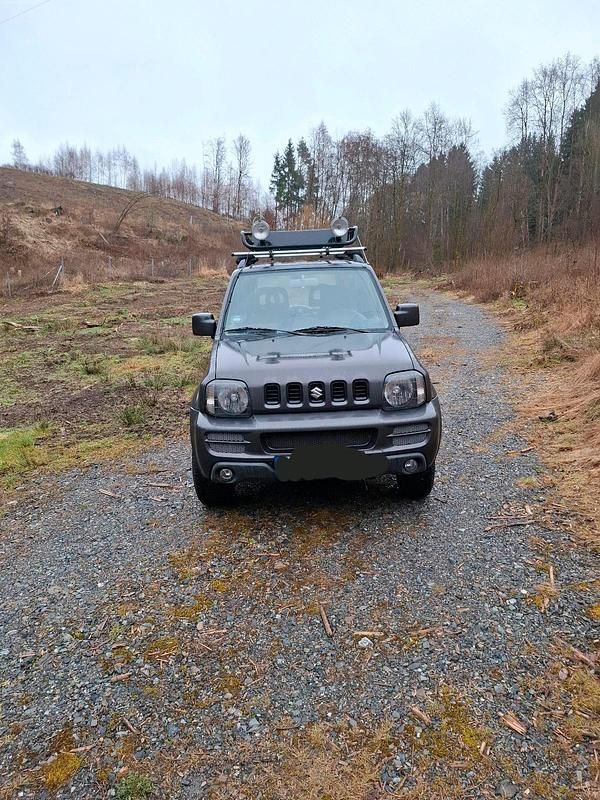 Gebraucht Suzuki Jimny 86 PS (63 kW) 2012 Schwarz SUV