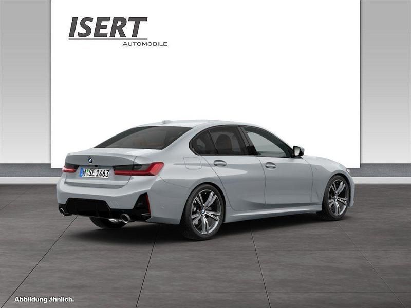 Gebraucht BMW 320 M Sport 190 PS (139 kW) 2024 Grau Limousine