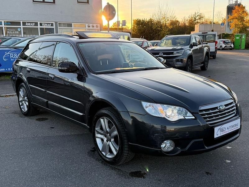 Grau Gebraucht 2007 Subaru Outback Active Kombi | 7.950 € (Fairer Preis) - Bild 1/4