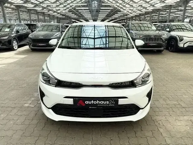 Gebraucht Kia Rio Vision 84 PS (61 kW) 2023 Weiß Kleinwagen
