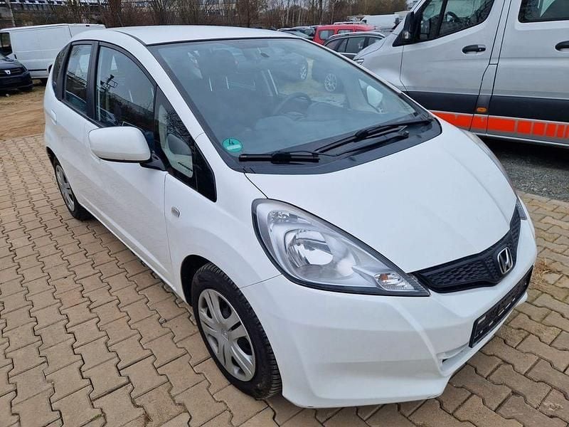Gebraucht Honda Jazz Trend 90 PS (66 kW) 2013 Weiß Kleinwagen