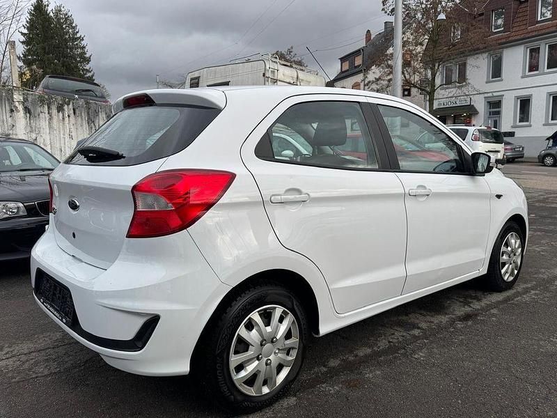 Gebraucht Ford Ka Plus Basis 69 PS (50 kW) 2019 Weiß Kleinwagen
