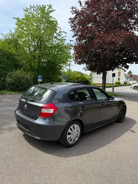 Używany BMW 120 150 KM (110 kW) 2005 Szary Hatchback