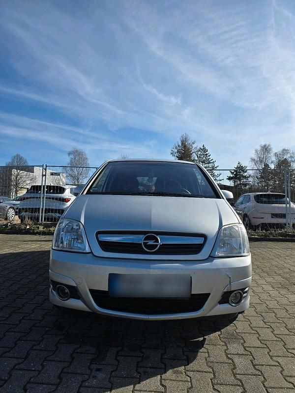 Gebraucht Opel Meriva 105 PS (77 kW) 2007 Silber Van / Kleinbus