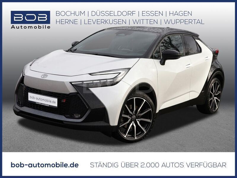 Platinumweiß / dach schwarz (weiß) Gebraucht 2023 Toyota C-HR Sport SUV | 36.888 € (Fairer Preis) - Bild 1/2