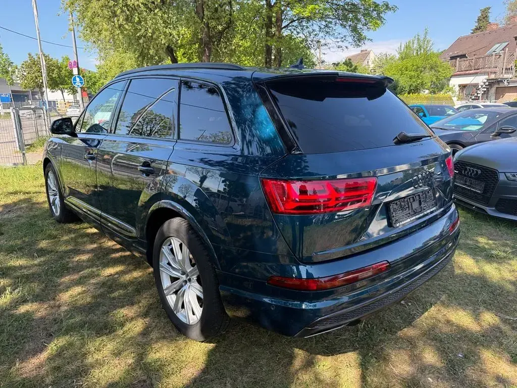 Używany Audi Q7 S-line plus 286 KM (210 kW) 2019 Niebieski SUV