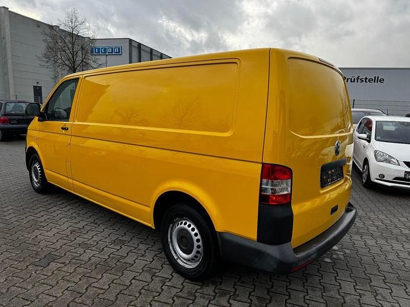 Gebraucht VW Transporter 140 PS (102 kW) 2015 Gold Van