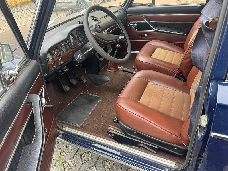 Usata Lada 2103 75 CV (55 kW) 1979 Blu Berlina