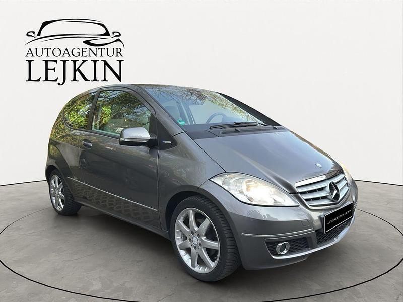 Gebraucht Mercedes A160 95 PS (69 kW) 2010 Grau Kleinwagen